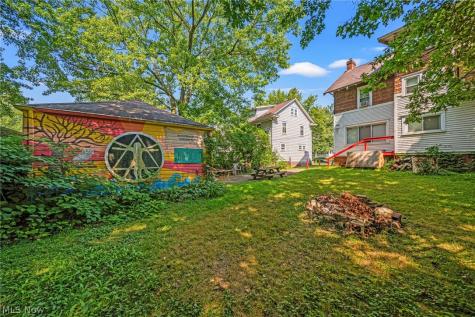 1066 Emma Avenue Akron OH 44302