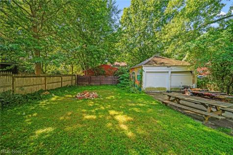 1066 Emma Avenue Akron OH 44302