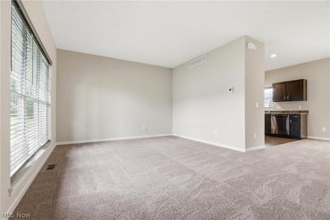 5858 NE Birmingham Street Canton OH 44721