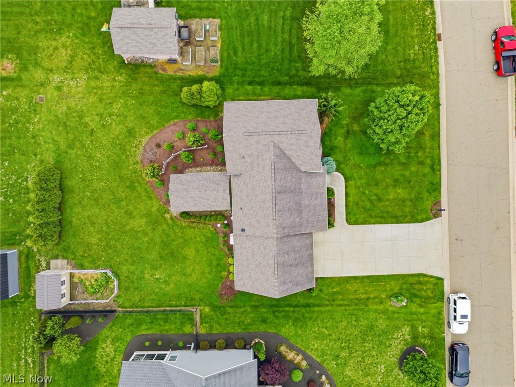 5858 Birmingham Street NE Canton OH 44721
