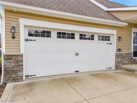 5858 NE Birmingham Street Canton OH 44721