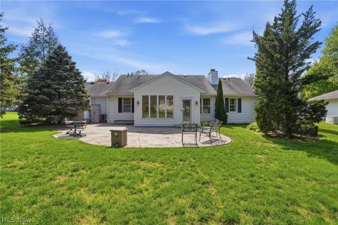 5802 Cambridge Circle Sandusky OH 44870