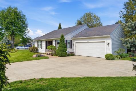 5802 Cambridge Circle Sandusky OH 44870