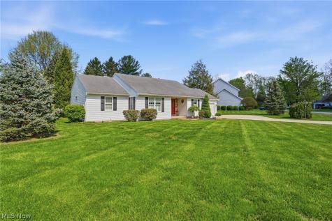 5802 Cambridge Circle Sandusky OH 44870