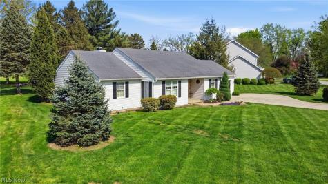 5802 Cambridge Circle Sandusky OH 44870