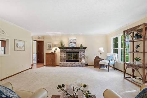 5802 Cambridge Circle Sandusky OH 44870