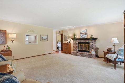 5802 Cambridge Circle Sandusky OH 44870