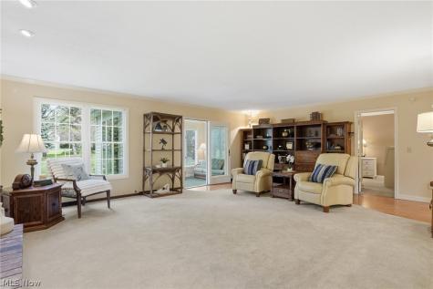5802 Cambridge Circle Sandusky OH 44870