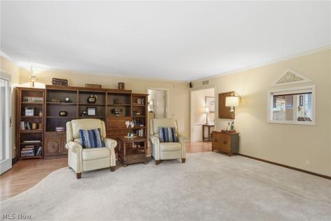 5802 Cambridge Circle Sandusky OH 44870