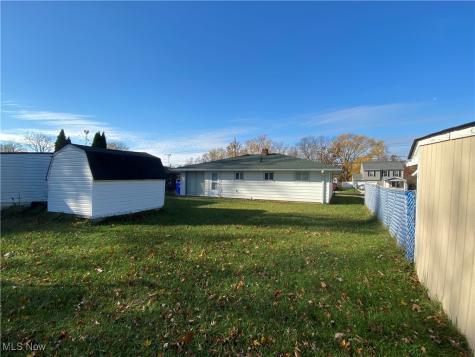 6545 Burton Drive Brook Park OH 44142