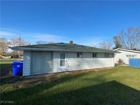 6545 Burton Drive Brook Park OH 44142