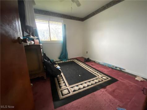 6545 Burton Drive Brook Park OH 44142