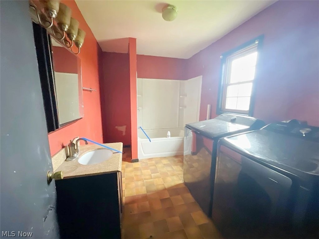 914 Stewart Avenue Cambridge OH 43725