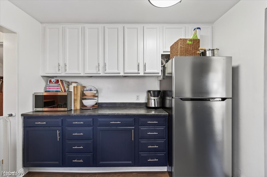 71 Lake Edge Drive Euclid OH 44123