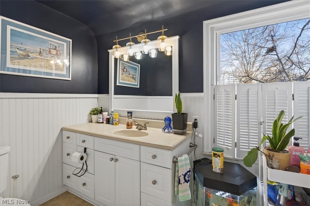 71 Lake Edge Drive Euclid OH 44123