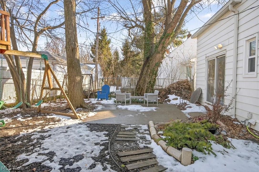 71 Lake Edge Drive Euclid OH 44123