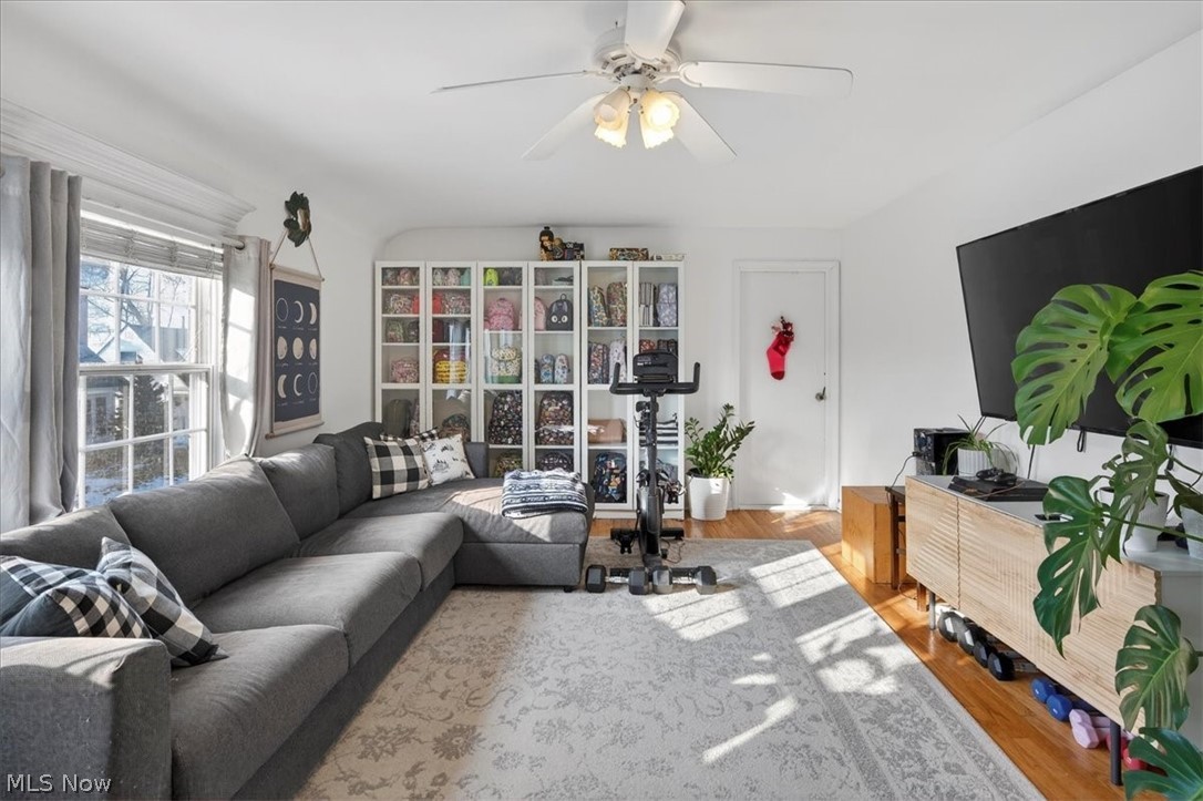 71 Lake Edge Drive Euclid OH 44123