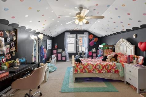 71 Lake Edge Drive Euclid OH 44123