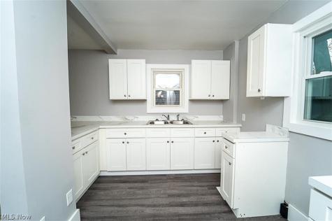 365 Noah Avenue Akron OH 44320