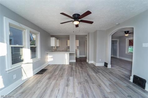365 Noah Avenue Akron OH 44320
