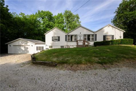 7660 Akron Avenue NW Canal Fulton OH 44614