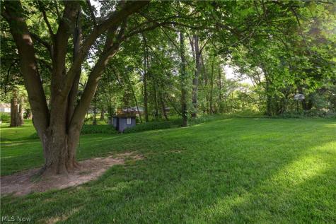 7660 Akron Avenue NW Canal Fulton OH 44614