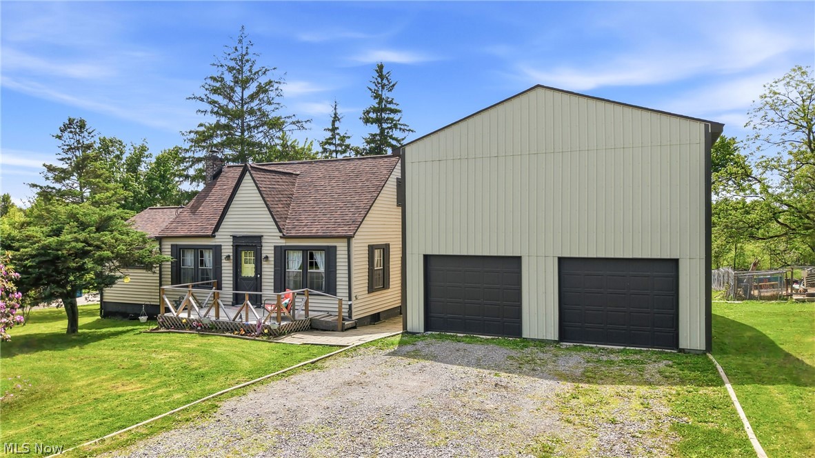 1524 S Stateline Road Masury OH 44438