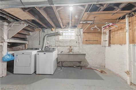 3879 W 36th Street Cleveland OH 44109