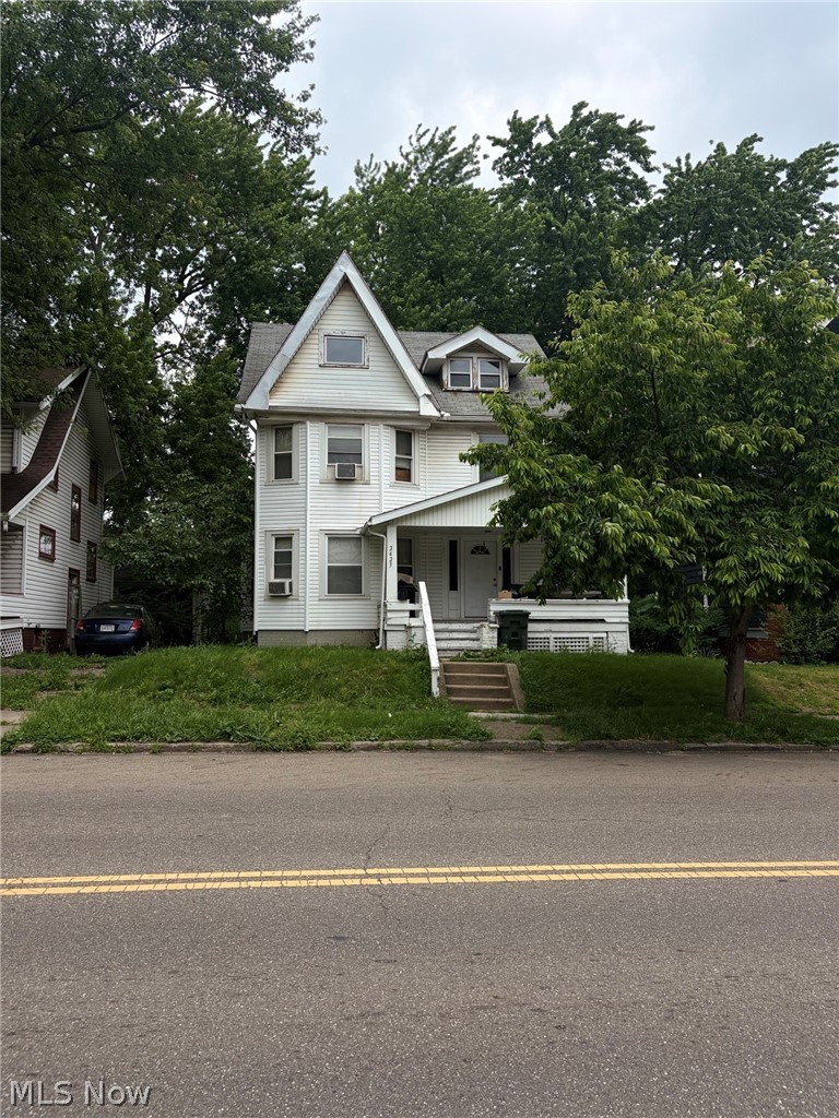 2423 9th Street SW Canton OH 44710