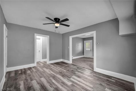 15809 Raymond Street Maple Heights OH 44137