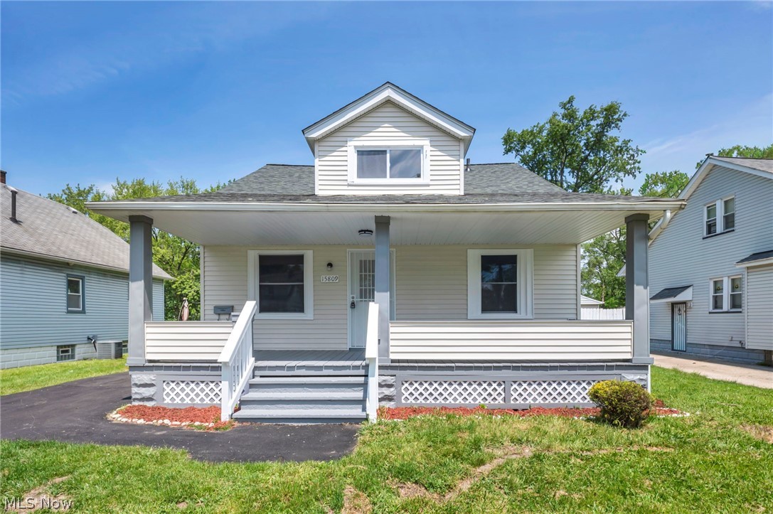15809 Raymond Street Maple Heights OH 44137