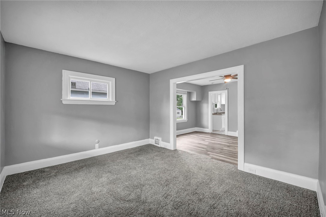 15809 Raymond Street Maple Heights OH 44137