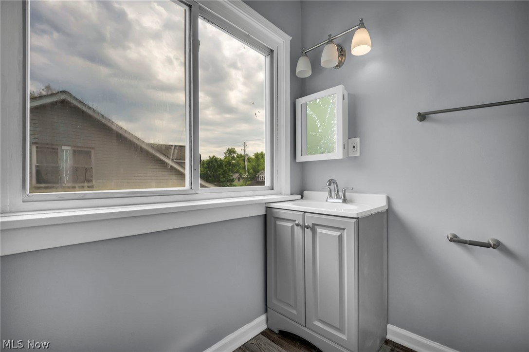 15809 Raymond Street Maple Heights OH 44137