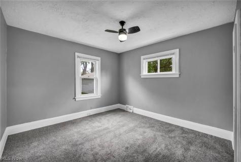 15809 Raymond Street Maple Heights OH 44137