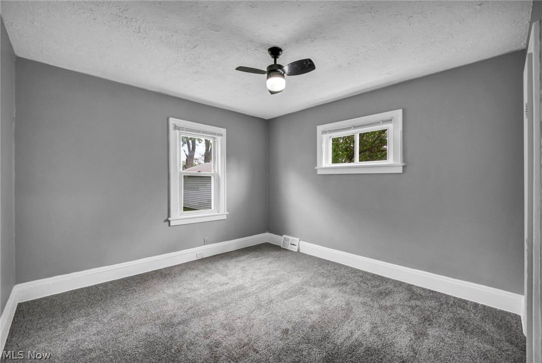 15809 Raymond Street Maple Heights OH 44137