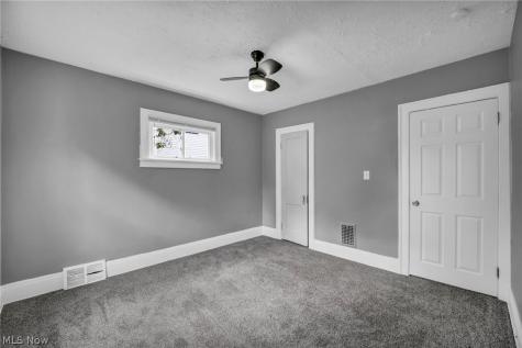 15809 Raymond Street Maple Heights OH 44137