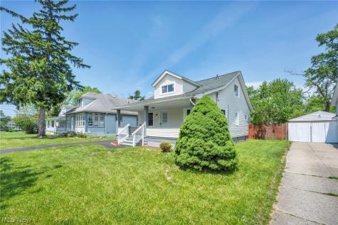 15809 Raymond Street Maple Heights OH 44137