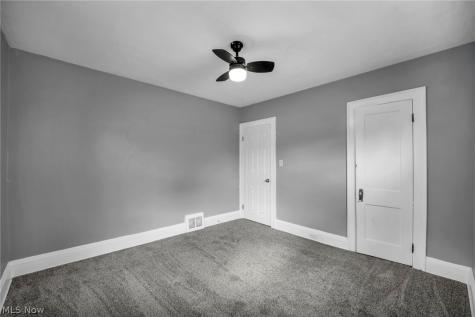 15809 Raymond Street Maple Heights OH 44137