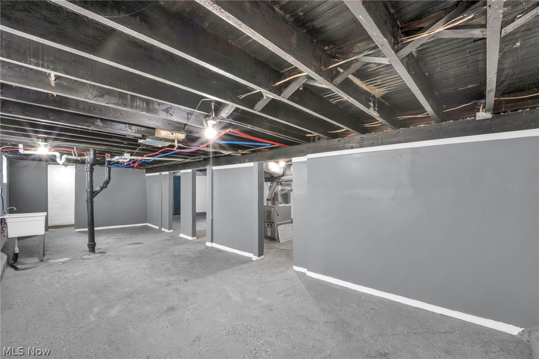 15809 Raymond Street Maple Heights OH 44137