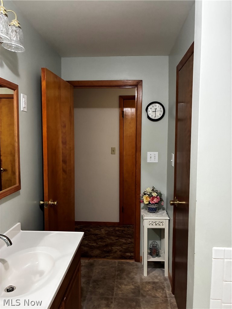 600 W Fernwood Drive Toronto OH 43964
