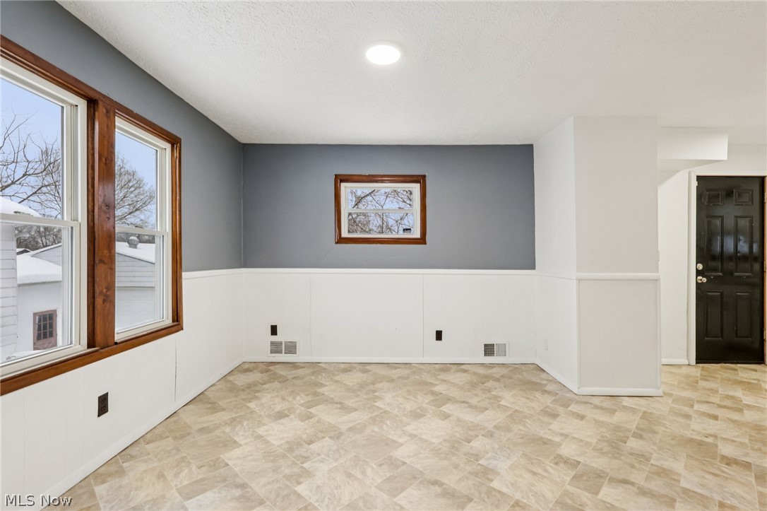 1206 Pitkin Avenue Akron OH 44310