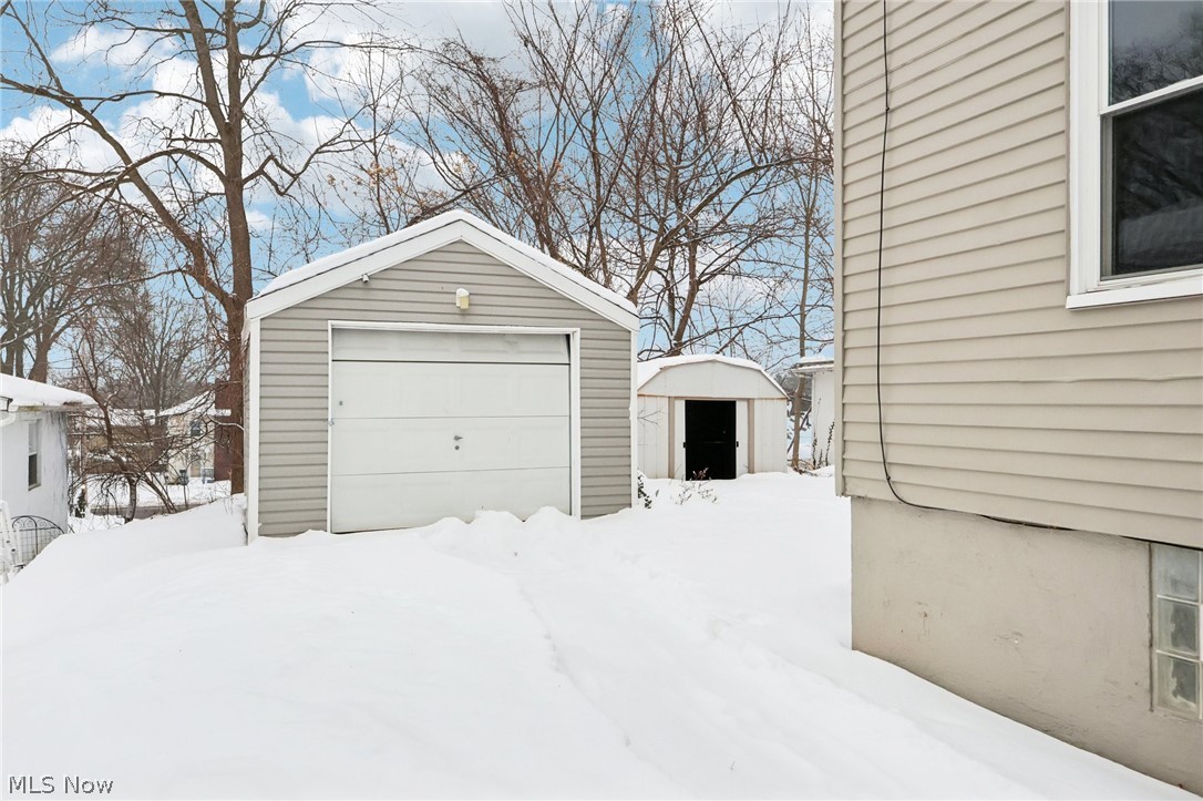 1206 Pitkin Avenue Akron OH 44310