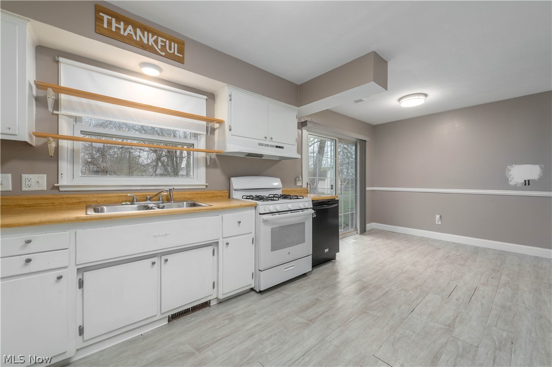 1360 Hollyview Drive Vermilion OH 44089