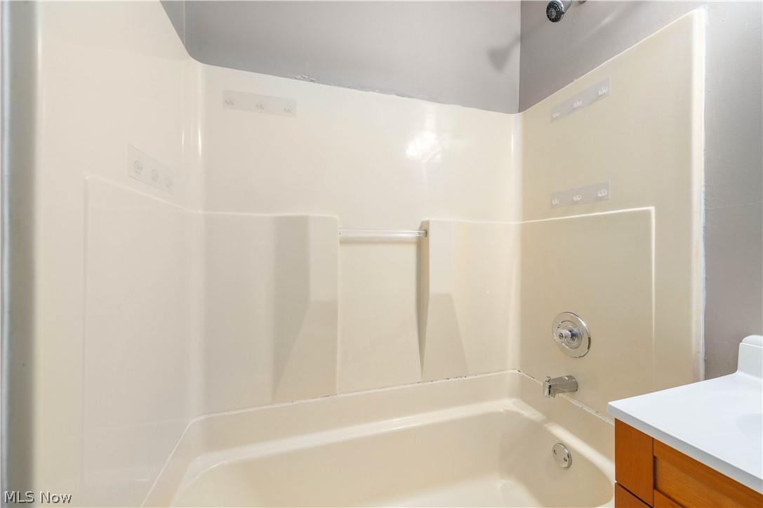 1360 Hollyview Drive Vermilion OH 44089
