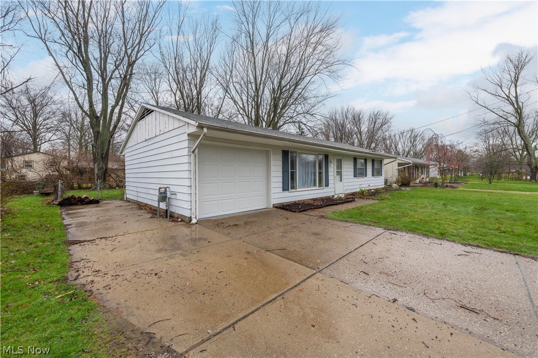 1360 Hollyview Drive Vermilion OH 44089