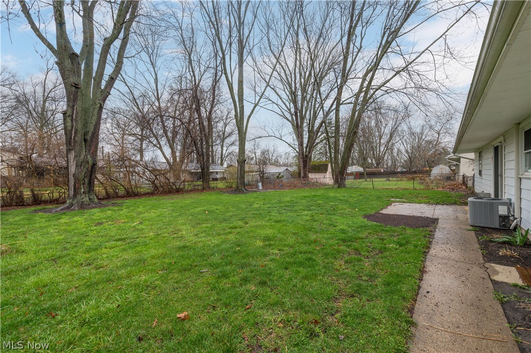 1360 Hollyview Drive Vermilion OH 44089