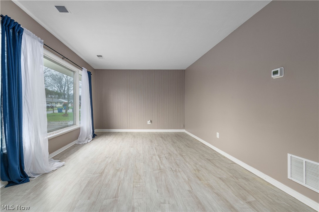 1360 Hollyview Drive Vermilion OH 44089