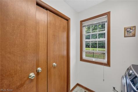15826 Falmouth Oval Middleburg Heights OH 44130