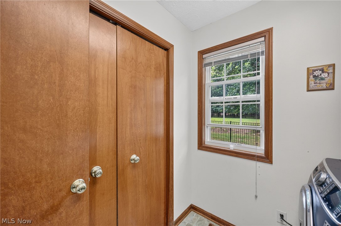15826 Falmouth Oval Middleburg Heights OH 44130