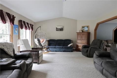 7174 Township Road 604 Millersburg OH 44654